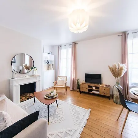 Appartement Lumineux 2 Chambres Coeur De Tours Buitenkant foto